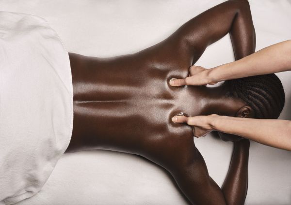 Massage Dos Soulagé by Clarins - 30 minutes