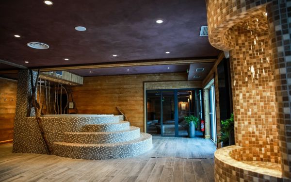 JOURNÉE SPA + DÉJEUNER LEGER