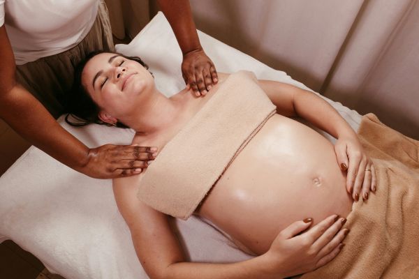 Mother to be Massage