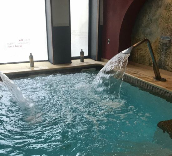 MOMENT HAPPY HOUR TIME ET SPA