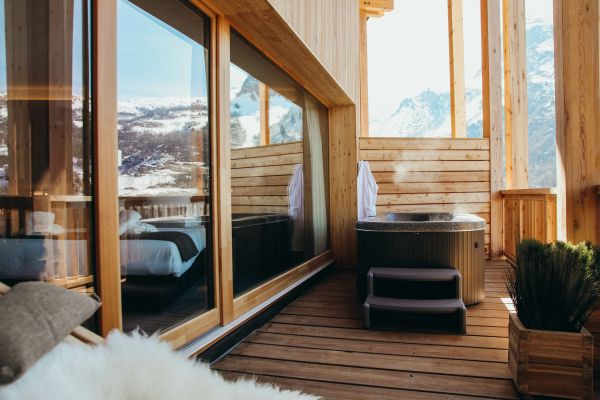 Séjour Découverte en Deluxe Balnéo - Une nuit en été