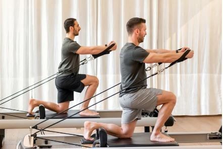 Cours de pilates privé sur appareil en Duo